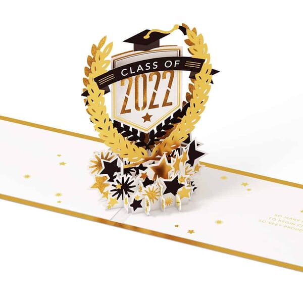 graduation_card_product_rendering_hallmark_01