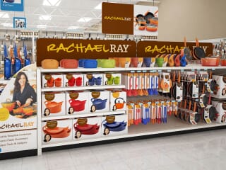 meyer_rachaelray01_01 photo-realistic computer-generated rendering of a Rachael Ray cookware display at Walmart